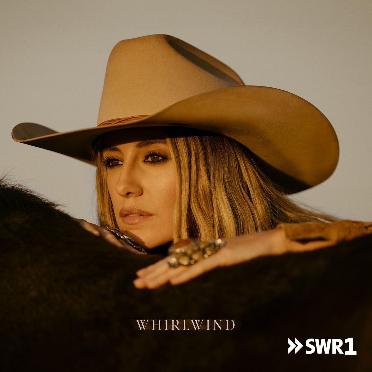 Cover: Whirlwind – Lainey Wilson